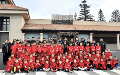 José María patrocina un año más el clinic de Navidad de la Gimnástica